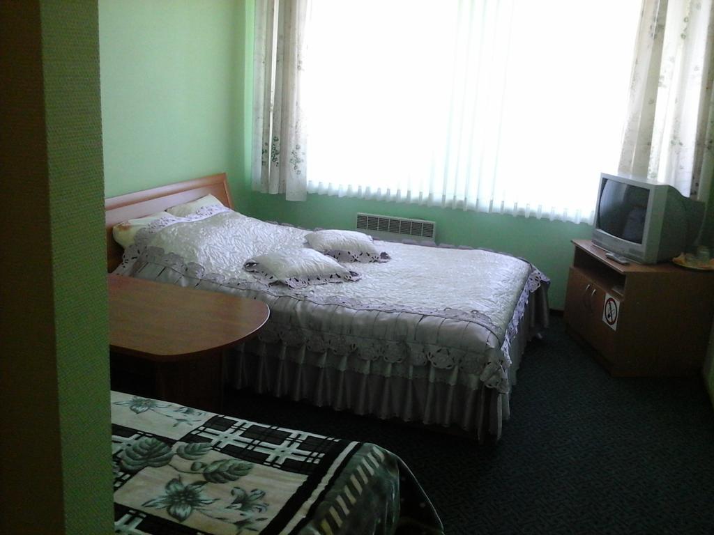 Skaistaziede Hotel Siauliai  Ruang foto