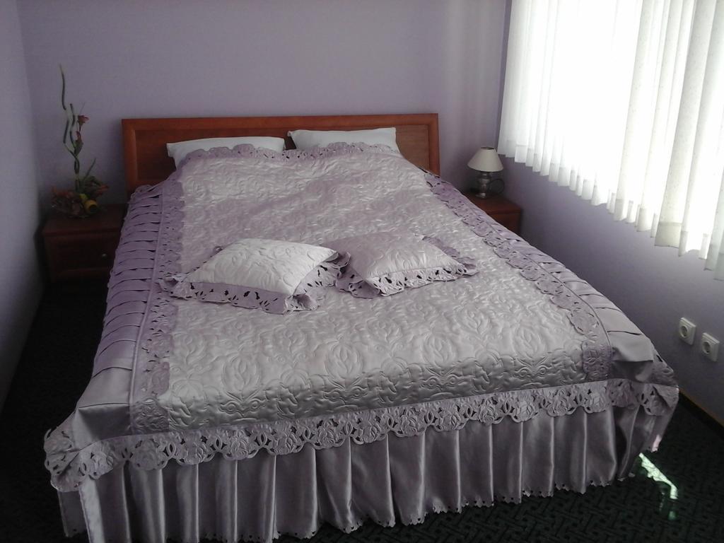 Skaistaziede Hotel Siauliai  Ruang foto