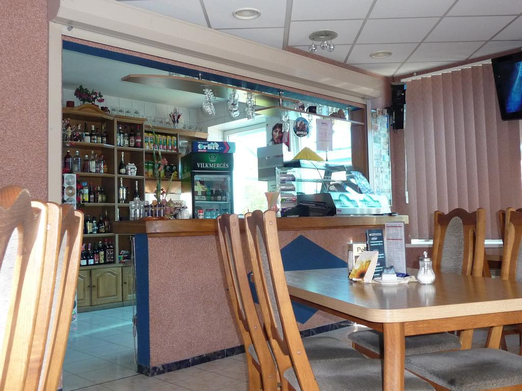 Skaistaziede Hotel Siauliai  Bagian luar foto